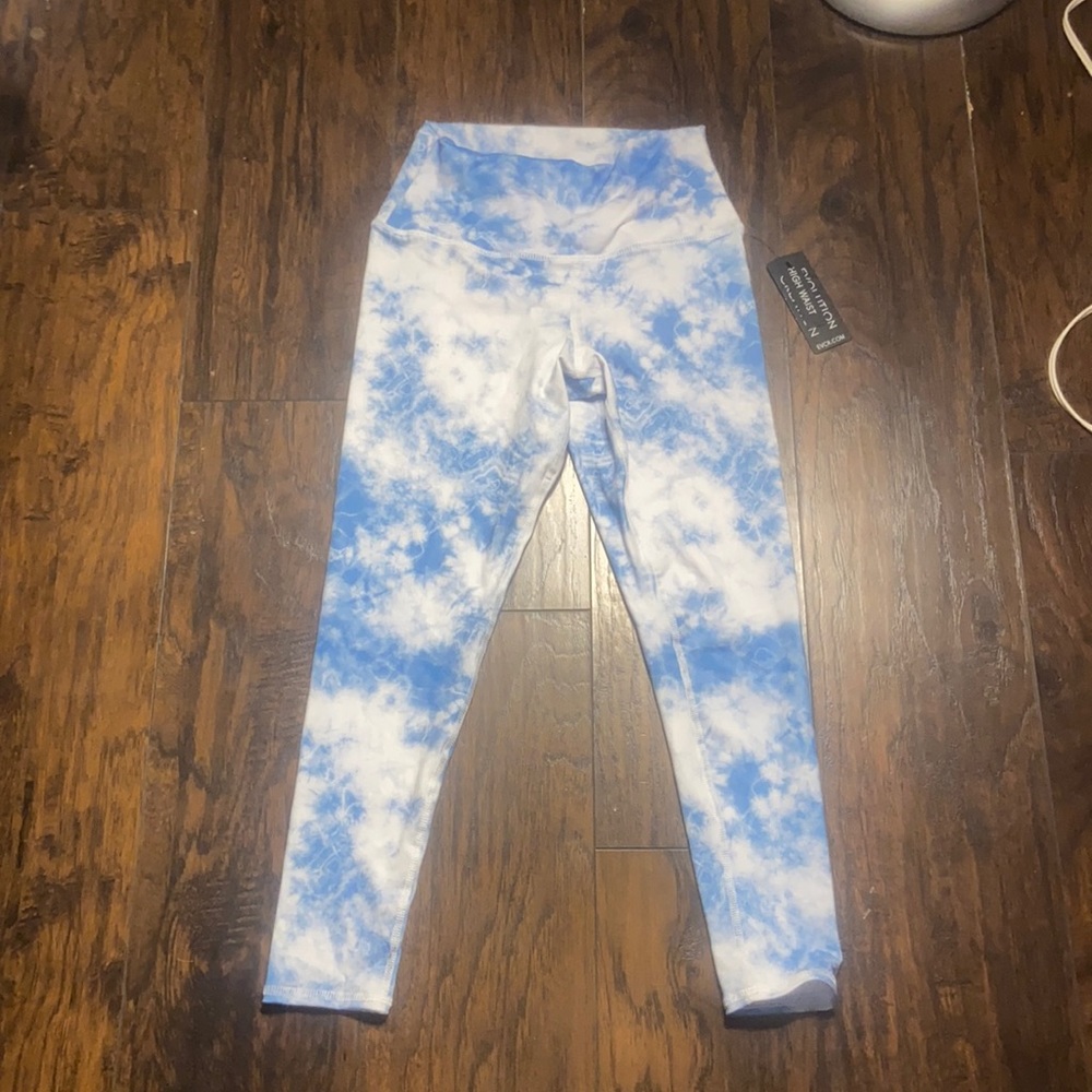 Tie dye leggings never worn